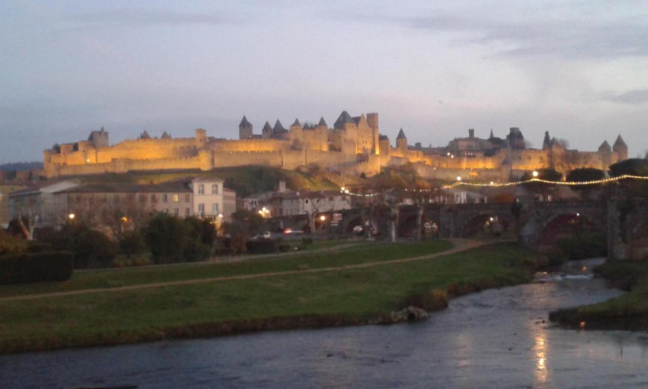 Chez Yvette , C'Est Chouette!! Panzió Carcassone Kültér fotó